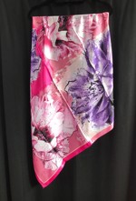 Tørklæde til håret eller hals, pink/lilla flora - ekstra stort